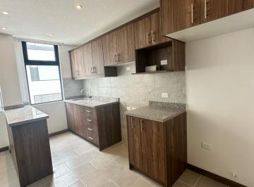Departamento · 67m² · 3 Habitaciones · 2 Estacionamientos · Departamento - Tumbaco