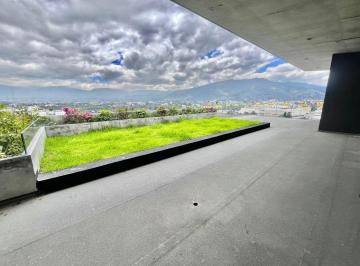Departamento · 157m² · 2 Habitaciones · 2 Estacionamientos · Venta de Departamento Premium con Amplia Terraza y Vista Espectacular en Cumbaya Av
