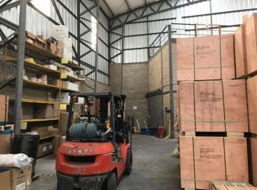 Bodega-Galpón , Quito · Arriendo Galpon o Bodega Industrial Alto Impacto con Transformador 75kva Sur de Quito