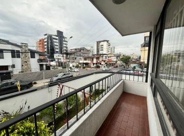Departamento de 3 habitaciones, Quito · Departamento 3 Habitaciones Iñaquito - Sector Colegio La Condamine
