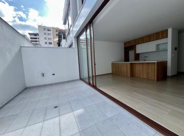 AREA SOCIAL  CON ACCESO DIRECTO A PATIO PRIVADO · Loft en Venta por Estrenar - Sector Quito Tenis
