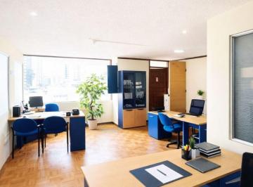 Oficina comercial , Quito · Venta de Oficina Alonso de Mercadillo - 10 de Agosto