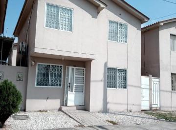 Casa · 96m² · 3 Habitaciones · 1 Estacionamiento · Casa en Venta en Urbanización Villa Bonita, Norte de Gye Chrs