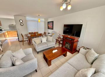 Casa de 3 habitaciones, Quito · Casa en Venta | Conjunto Pomasqui Gardens