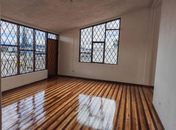 Departamento de 3 habitaciones, Quito · Concepción Bicentenario Remodelado Totalmente, 185 m Luminoso Tres Dorm. Estudio, Estar $450