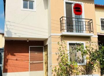 Casa de 3 habitaciones, Guayaquil · Vendo Casa de Dos Plantas en La Urbanización Metropolis