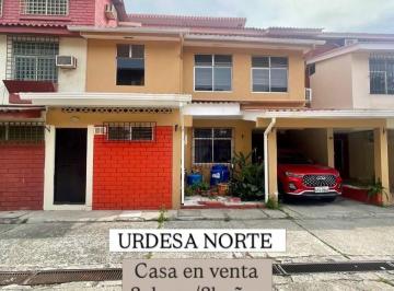 Casa de 3 habitaciones, Guayaquil · 6782. Urdesa Norte, Vendo Casa Remodelada, 3 Dorm. $135.000