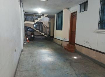 Casa de 16 habitaciones, Quito · Casa Rentera en Venta 748 m Victoria Central Guamani