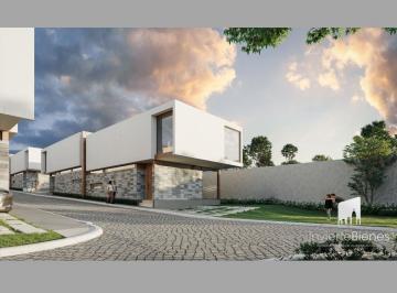 Casa · 198m² · 3 Habitaciones · Casas de Venta en Construcción, Sector Pacho Salas - Ruta Viva
