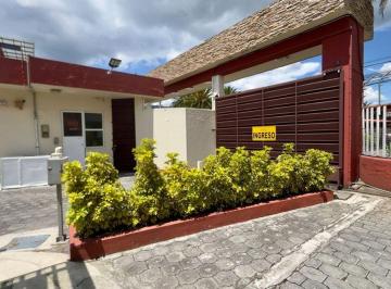 Casa de 4 habitaciones, Quito · Casa en Venta Sector Lumbisi, Cumbaya