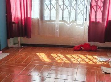 Casa de 8 habitaciones, Quito · Casa Comercial de Venta