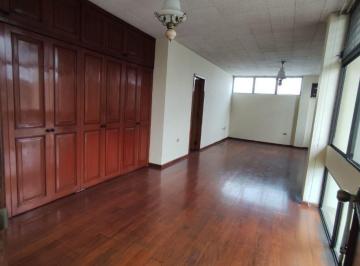 Edificio-Hotel-Fabrica de 18 habitaciones, Guayaquil · Venta Edificio Rentero en Urdesa Central | Roi 11% | Flujo $3.700 Mensuales (Wl)