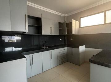 Departamento de 3 habitaciones, Guayaquil · Alquiler de Espacioso Departamento en Ciudadela Privada Cumbres de Los Ceibos de 3 Habitaciones