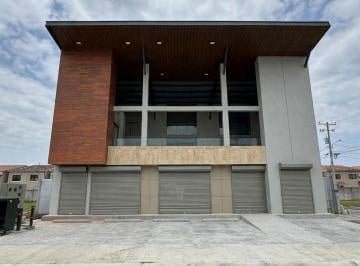 Local comercial , Daule · Locales Planta Baja a Estrenar con Amplio Parqueo - Amalfi Plaza Nexus 2