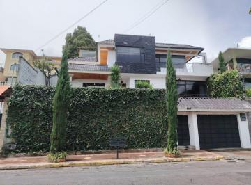 Casa de 4 habitaciones, Quito · Casa con 681 m² 4 Habitaciones en Venta en La Armenia