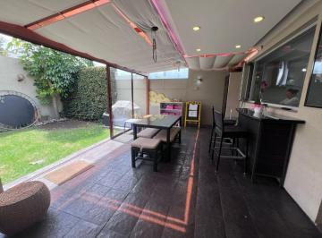 Casa de 3 habitaciones, Quito · Casa en Venta – Sector Intervalles (Cerca Al Nacional)