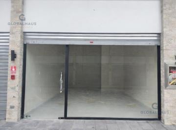 Local comercial · 37m² · 1 Estacionamiento · Alquiler de Local Comercial en Plaza Vienna La Joya. G. m