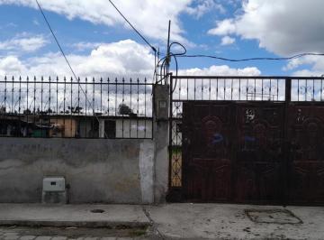 Casa de venta centro de Guano · Terreno en Guano