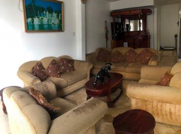 Casa de 6 habitaciones, Guayaquil · Vendo Casa Urdesa Central