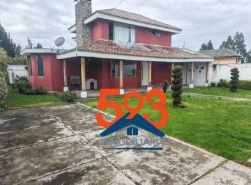Casa de 3 habitaciones, Latacunga · Casa con 500 m² Terreno y 3 Recámaras en Venta, Norte de Latacunga