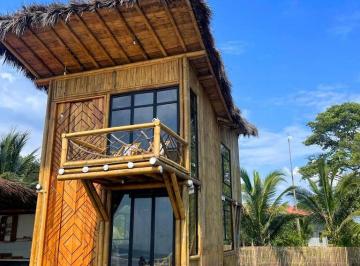 Terreno / Lote , Muisne · Finca Vacacional en Mompiche Frente Al Mar