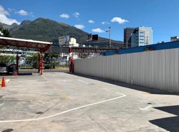 Terreno / Lote · 1135ha · Se Vende Terrero Para Uso Comercial Sector Centro Norte de Quito.