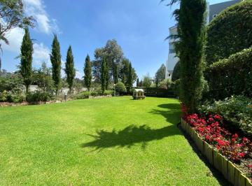 Departamento de 4 habitaciones, Quito · En Arriendo Espectacular Depto de 4 Dorm. con Jardín en Campo Alegre