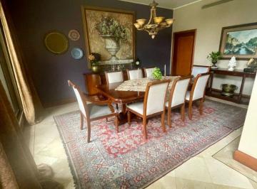 Casa de 4 habitaciones, Guayaquil · Samborondón Km 2 Urbanización Laguna Dorada Casa en Venta