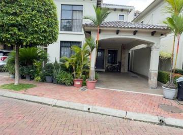 Casa de 4 habitaciones, Guayaquil · Bosques de La Costa Casa en Venta Terreno 235 m²