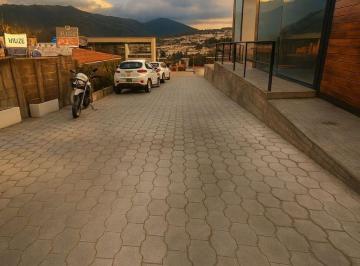 Local comercial , Quito · Local Comercial de Arriendo en Cumbaya