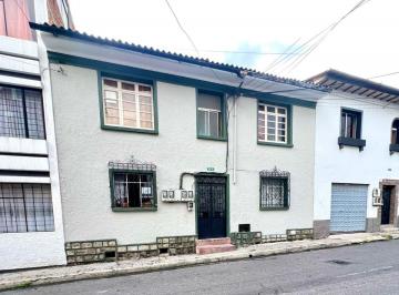 Casa de 8 habitaciones, Quito · Casa de 348 m² con 8 Recámaras en Venta en La Vicentina, Itchimbia