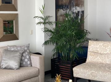 Departamento de 4 habitaciones, Guayaquil · Venta de Departamento en Lomas de Urdesa de Dos Pisos