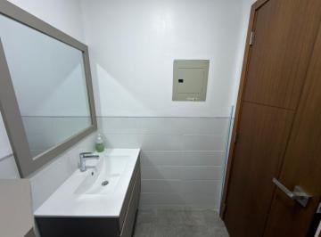 Oficina comercial , Guayaquil · Venta de Oficina en Arcos Plaza
