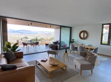 Departamento de 3 habitaciones, Quito · Vista Grande - Cumbaya. 3 Dorm, Terraza, Vista, Estar. por Estrenar.