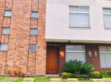 Casa de 4 habitaciones, Quito · Vendo Casa en Conjunto Tres Plantas 4 Dormitorio Sector La Armenia/valle de Los Chillos