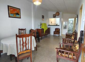 Casa de 4 habitaciones, Salinas · Atención Salinas: Casa Esquinera en Precio de Oportunidad