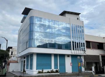 Edificio-Hotel-Fabrica · 20m² · Alquiler Oficinas y Locales en El Centro de Guayaquil Calle Esmeraldas (Gg)
