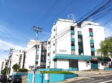 Departamento de 3 habitaciones, Quito · Venta de Departamento en El Conjunto Multifamiliar "San Eduardo" / Sector Agua Clara - Ofelia