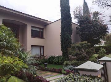 Casa en Venta de 3 habitaciones Cumbayá · Espectacular Casa de Venta en La Vieja Hacienda