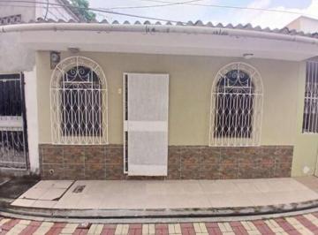 Casa · 77ha · 3 Habitaciones · Venta Casa en Sauces 5 en Planta Baja
