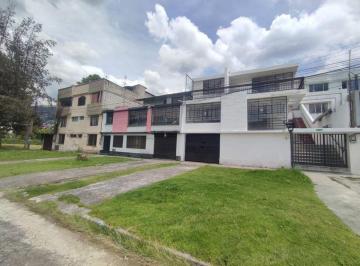 Casa de 3 habitaciones, Quito · Vendo Propiedad Comercial, Residencial, Villaflora