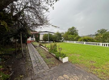 Casa , Quito · Oportunidad en La Viña: 1.674 m² con Construcción Existente y Alto Potencial