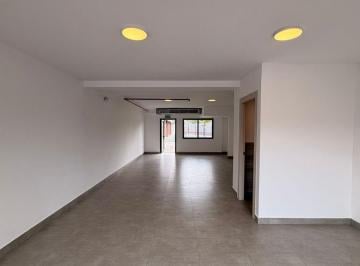 Local comercial , Guayaquil · Alquiler Local Comercial en Almax Center