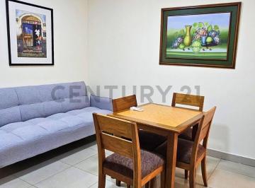 Suite · 50m² · 1 Habitación · 1 Estacionamiento · Suite Amoblado en Urdesa Central
