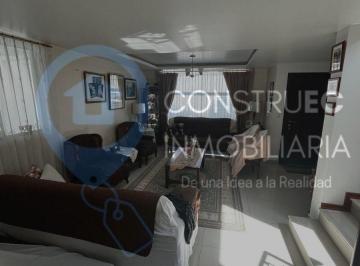 Casa de 4 habitaciones, Quito · Exclusiva Casa en Venta en El Sector de La Armenia