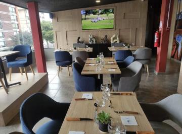 Local comercial · 200m² · 21 Estacionamientos · Local Comercial en Norte de Quito