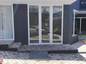 Local comercial · 49m² · Local Comercial en Cumbaya Plaza Los Algarrobos