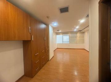 Oficina comercial , Guayaquil · Ciudad del Sol. Edificiio Corporativo. Alquilo Oficina 43 m² Remodelada