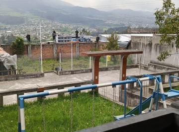 Casa de 4 habitaciones, Quito · Casa de Venta – Cutulagua |la Joya 2