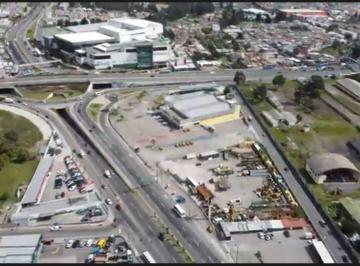 Terreno / Lote , Quito · Terreno Estratégico en Venta Frente Al Portal Shopping Norte de Quito